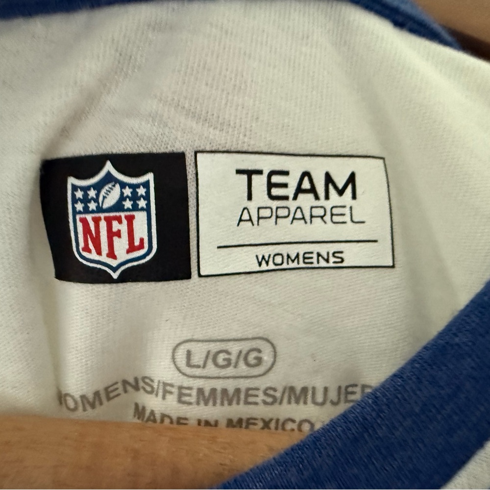Buffalo Bills Short Sleeve Tee // Large - Picture 4 of 4